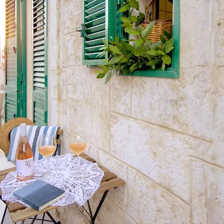 بيت ضيافة Domus Anna