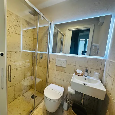 بيت ضيافة Domus Anna 4*